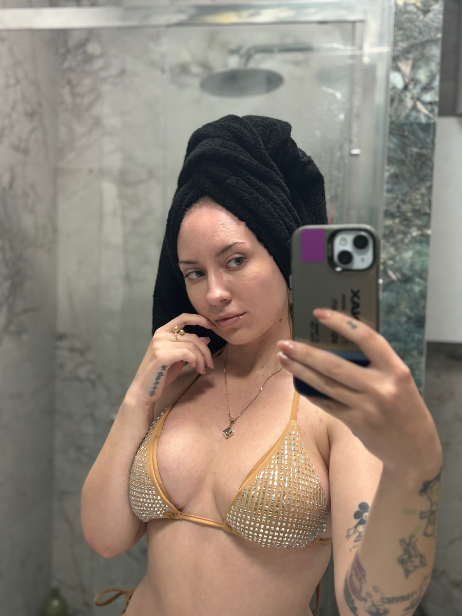 Nude girl KateV in Khartoum