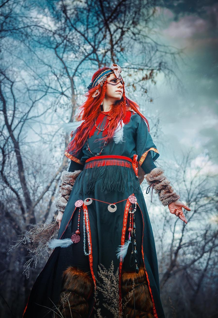 Take a pause and enjoy Girls in Slavic costumes — streaming from Khartoum